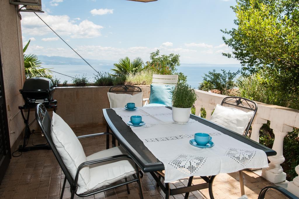 Apartments Daniel Opatija Rum bild