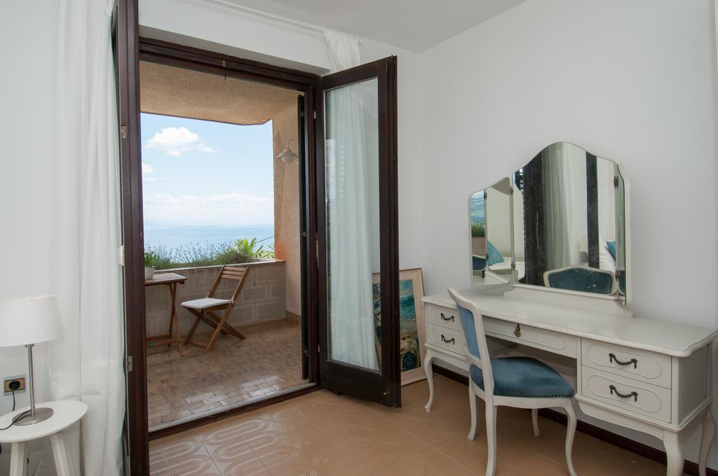 Apartments Daniel Opatija Rum bild