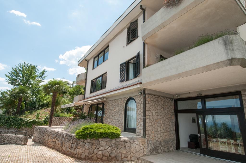 Apartments Daniel Opatija Rum bild